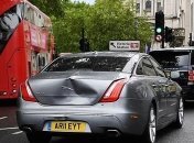 Авто Бориса Джонсона попало в аварию в центре Лондона 