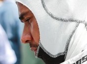 "Мерседес" не станет штрафовать Хэмилтона за комментарии после схода в Малайзии