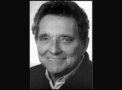 Умер автор легендарных мелодий Mamy Blue и "Под небом Парижа"