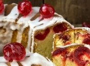 Рецепт дня: рождественский кекс с вяленой вишней