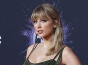 Тейлор Свифт презентовала песню-саундтрек к фильму про себя (Видео)