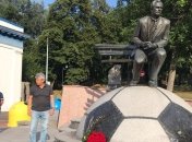 Луческу возложил цветы памятнику Лобановского (Фото)