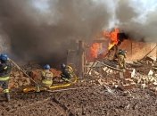 Разбор завалов на месте удара продолжается