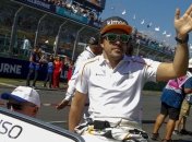 Легендарный гонщик объявил о завершении карьеры в Формуле-1