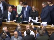 Пошел на хитрость: Стефанчук выманил Тимошенко из президиума ВР