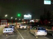 Пьяный водитель устроил массовое ДТП в Киеве: среди пострадавших полицейская (эксклюзивные фото и видео)