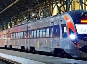 Скорый поезд Львов - Мукачево будет курсировать по воскресеньям