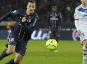 Ибрагимович наступил на защитника "Лиона" (Видео)