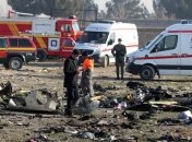 Катастрофа самолета МАУ: Иран согласился выплатить компенсации семьям погибших