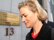 Художница в Бельгии пытается доказать родство с монархом Альбертом II