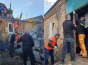 "Мой дом оккупанты разрушили до основания": как волонтеры восстанавливают жилье на освобожденных территориях