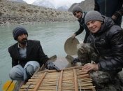 "Магическая экспедиция": Дмитрий Комаров стал золотоискателем (фото)