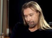 Артист живе за кордоном і, схоже, не збирається повертатися на українську сцену