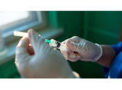 Во Франции введут обязательную вакцинацию для детей