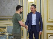 Володимир Зеленський та Андерс Расмуссен обговорювали членство України в НАТО