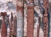 ГСЧС обезвредила забор из боеприпасов в Мариуполе