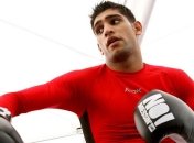 Амир Хан сенсационно проиграл нокаутом Дэнни Гарсии