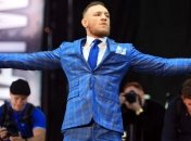 Макгрегор заставил толпу кричать нецензурную брань в адрес Майвезера