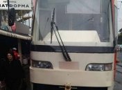 Тормозной диск пробил пол: в киевском трамвае пострадала женщина
