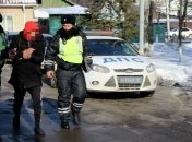 Форсаж отдыхает: пьяный россиянин разбил угнанный автобус, пытаясь сбежать от полиции (видео)