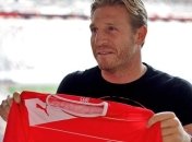 Агент Воронина отрицает ночные похождения своего клиента 