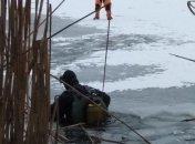 Ходили по тонкому льду: на Харьковщине спасатели достали тела двух рыбаков