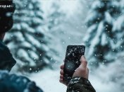 Телефон нужно защищать от холода (изображение создано с помощью ИИ)