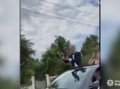 Со свадьбы за решетку: на Буковине жених открыл огонь из автомата среди людей (видео)