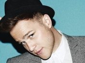 Olly Murs представил новый клип на песню "Dear Darlin"