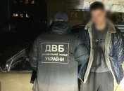У Маріуполі затримали двох патрульних, які торгували наркотиками