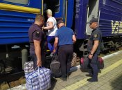 Українців із фронтових сіл зможуть евакуювати примусово: в уряді розкрили подробиці
