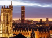 В Париже впервые впустили туристов в башню XVI века