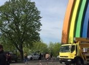 Раскраску арки Дружбы народов заблокировали