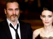 Руні Мара і Хоакін Фенікс чекають на дитину