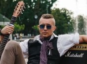 Не мужчина, а мечта: Сергей Бабкин показал архивное фото