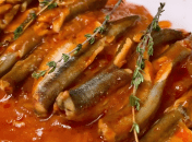 Мойва в томатном соусе получается очень вкусной