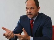 Тигипко: Пособие при беременности и родах не уменьшат