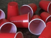 В столице Эстонии борются с использованием пластиковой посуды 