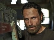 Фанаты "Ходячих мертвецов" требуют дать Эндрю Линкольну премию "Эмми"