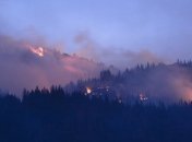 Лесные пожары уничтожили более тысячи домов в Калифорнии