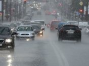 Украинцев предупреждают о сильных ливнях