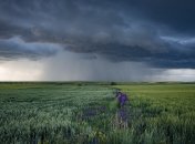 У багатьох регіонах України очікуються грози