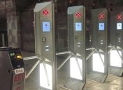 Метро Киева возобновило работу 