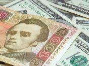 Гривня нестримно падає, міжнародна валюта невпинно росте