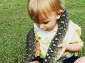 2-летний заклинатель змей из Австралии стал "звездой" интернета (Фото)