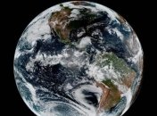 Как выглядело солнечное затмение из космоса: впечатляющие фото и видео 