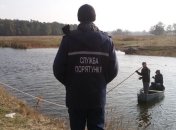 В Киевской области обнаружили тело рыбака на берегу реки