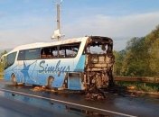 Выгорел дотла: под Львовом загорелся автобус с двадцатью пассажирами (фото)