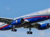 Российский самолет-разведчик засекли вблизи линии фронта на Донбассе: карта полета