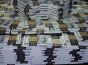 Граждане покупают все больше валюты